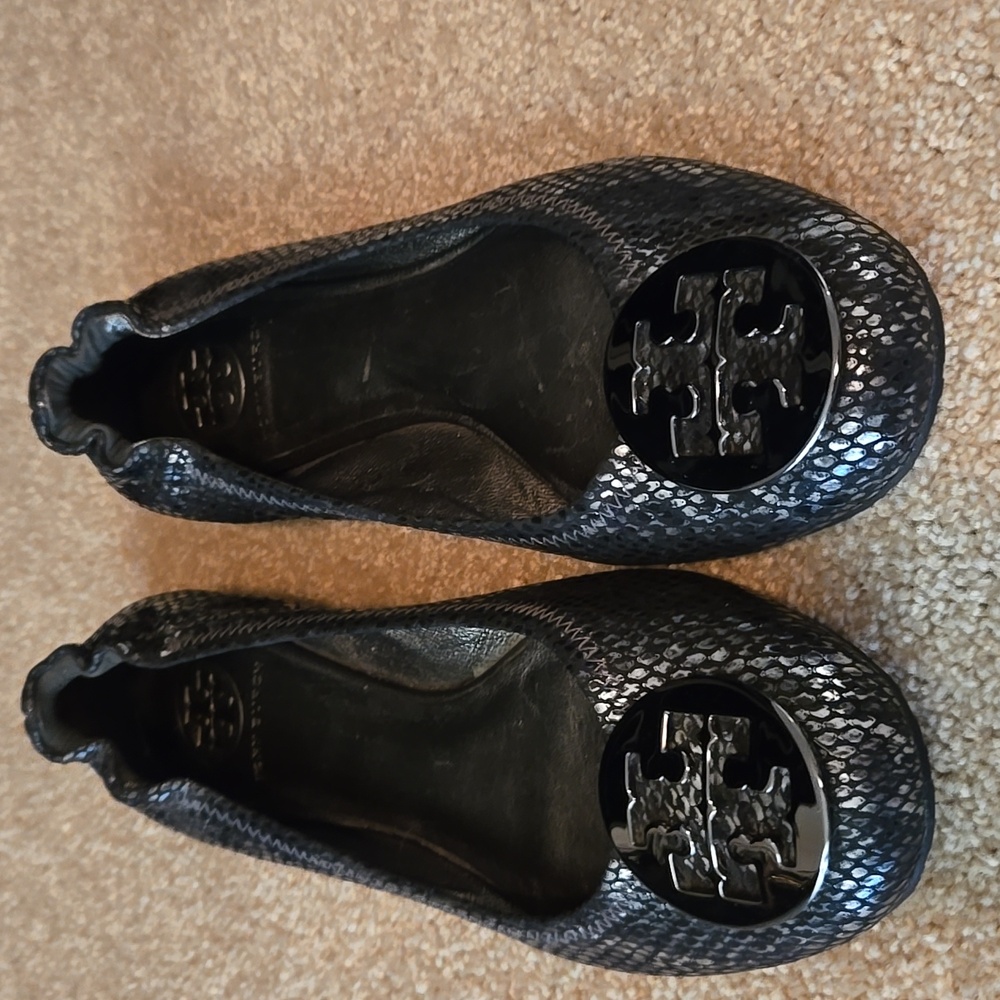 Tory Burch Reva Metallic Ballet Flats Black/Sliver Snakeskin
